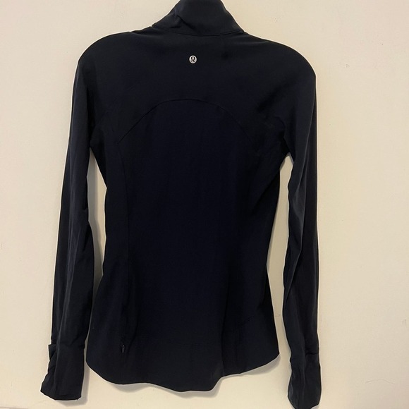 Lululemon Run 1/2 Zip Reflective Long Sleeve Black size 4 NWOT - Picture 8 of 12